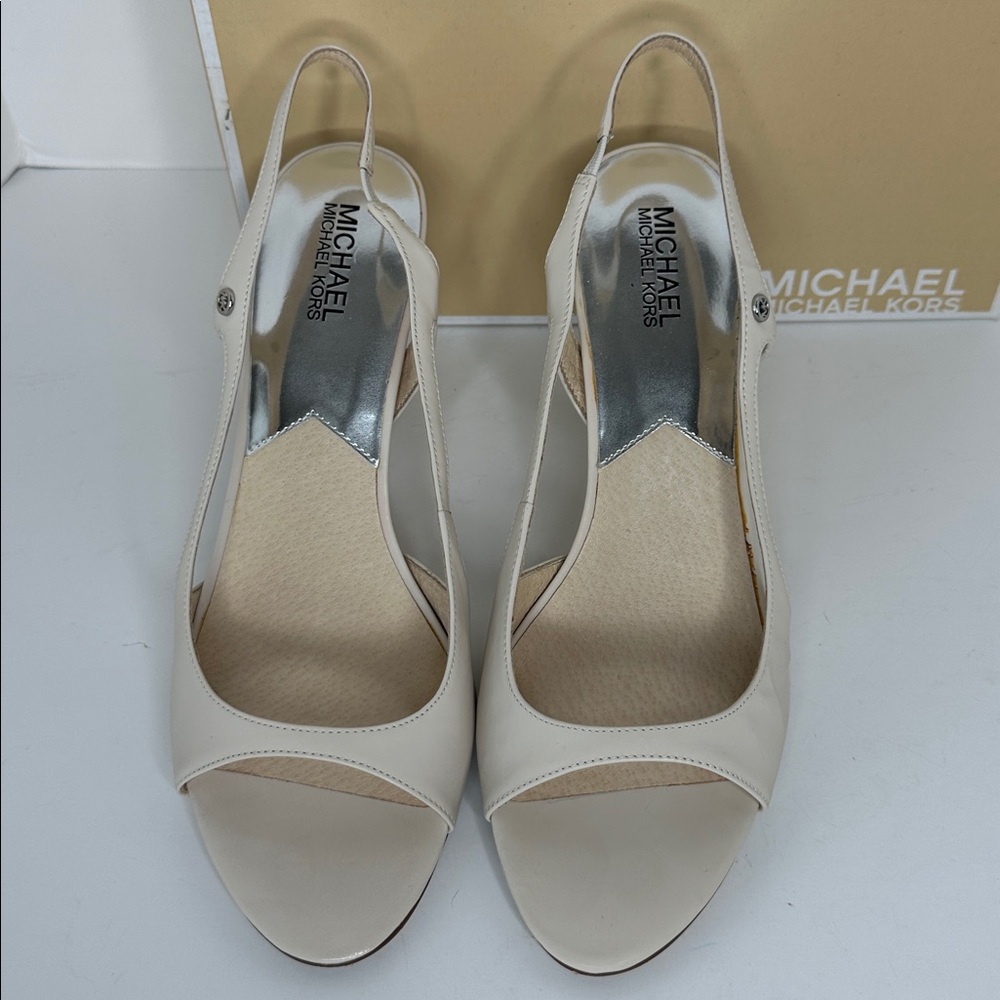 MICHAEL Michael Kors Women's Zoe Sling Peep Toe Heels Size 10M Vanilla Wood Heel - Picture 4 of 15